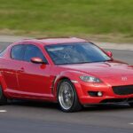 Роторний двигун Mazda RX-8: Як він працює і чим відрізняється від традиційних поршневих двигунів?