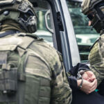 22-річний українець через Польщу тікав від правосуддя: його затримали у аеропорту