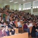 Кількість дівчат зашкалює: провідні ВИШі оприлюднили вражаючу статистику вступників
