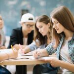 Більше половини виїжджають за кордон: названо ще одну категорію молоді