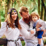 Сила роду крізь роки: 19 українських прізвищ, які бережуть вас від біди