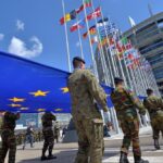 Українських чоловіків за кордоном можуть мобілізувати до армій країн ЄС