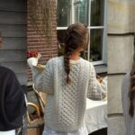 У моду повернулася зачіска з дитинства — індійська коса: як виглядає тренд зими (ФОТО)