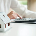 Переоформлення будинку в селі: які документи потрібні та скільки це коштує?