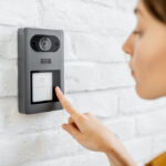 Контролери ходитимуть по квартирах без попередження. Штраф може потягнути й на 100 тисяч гривень  Як це працює у Європі: коротко про правила повірки лічильників