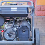 Що ні в якому разі не можна підключати до генератора: Поради для безпеки