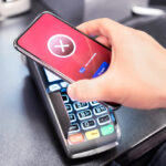 Великий український банк блокує карти: яка операція може залишити без доступу до коштів