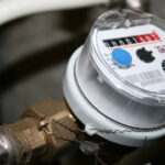 За проблемний лічильник води нарахують штраф: Яка «позначка» може коштувати грошей