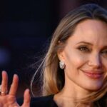 Нікого не попереджала: Анджеліна Джолі перетнула кордон з Україною пішки — що сталося насправді