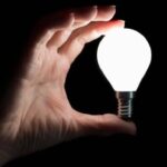 Світло вимикатимуть по 3 години: Графіки відключень на 27 листопада