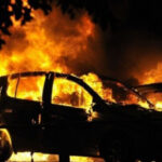 Мати та син підпалювали автівки за гроші: у Дніпрі винесено вирок (ФОТО)