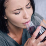 Не можуть відмовитись від чарки: імена жінок, що мають схильність до алкоголізму