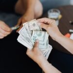 Квартира за борги: через яку суму українців можуть позбавити житла у 2025 році?