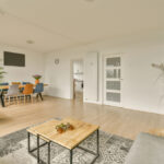 Хата виглядає як картинка з журналу: у норвежців вдома ідеальна чистота без прибирання. В чому їхня фішка? 