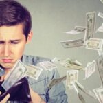 Можуть зустріти свята з порожніми кишенями: 4 знаки Зодіаку ризикують втратити гроші у грудні