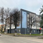 Утеплення та благоустрій: як змінився будинок та територія завдяки спільним зусиллям