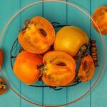 Навіщо поливати хурму окропом: корисна хитрість