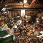 Ці 9 речей точно є у вашої бабусі на горищі: що може коштувати хороші гроші