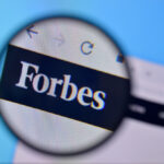 Відомий режисер офіційно став мільярдером