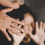 Батьки знімали «дорослі відео» з малолітньою донькою — 7 років насильства (ФОТО)