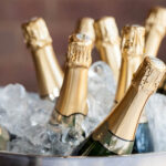 Як правильно подавати шампанське, щоб не зіпсувати свято