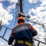 Відновлення енергосистеми триватиме тижнями: до чого готуватися українцям – розповіли в «Укренерго»