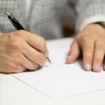 Договір дарування в Україні: коли його можна розірвати