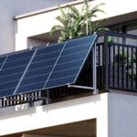 Люди масово скручують сонячні панелі з будинків: експерти пояснили причини відмови 