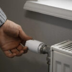 Як зробити батареї теплішими за 10 хвилин: поради сантехніка