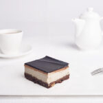 Ніжне «Пташине молоко»: суфле, від якого ваші гості не зможуть відірватися (РЕЦЕПТ)