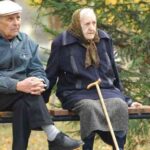 Проблема не у вихованні: чому одних батьків у літньому віці поважають, а інших – не цінують 