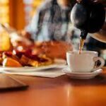 Не кава і не чай: ранковий напій, який оздоровлює кишківник і покращує стан шкіри