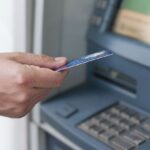 Популярний банк закриває всі рахунки українців: скільки є часу, щоб зняти свої гроші