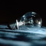 На Рівненщині без світла залишилися 300 тисяч абонентів