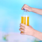 Газованку можна пити, хоч лусни: в Україні скасували “податок на цукор”  