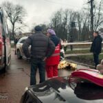 Йшли на «зелене»: на Чернігівщині поліцейські збили матір і дитину (ВІДЕО)