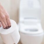 Куди викидати брудний туалетний папір: Очевидні речі, про які мало хто знає