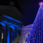 Зібралися тисячі людей: у Рівному засвітили головну ялинку (ФОТО/ВІДЕО)