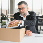 Українцям, які захочуть звільнитись із роботи, повідомили про зміну і обов’язкові платежі