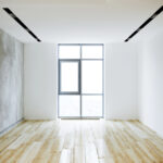 Плінтус остаточно вийшов з моди: дизайнери назвали найстильніші ідеї на 2026 рік 