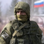 Придумали хитрість: Росіяни почали використовувати «реалістичні» маскувальні сітки на фронті (ФОТО)