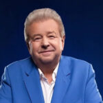 76-річний Михайло Поплавський розсекретив як виглядає його молодший онук (ФОТО)