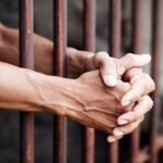 Два з половиною роки за ґратами проведе житель Рівненщини за знущання над батьком