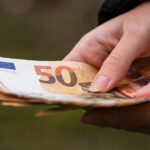 Такі євро радять навіть у руки не брати: для українців зробили попередження про гроші