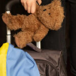 Правила виїзду дітей за кордон змінять: кого стосується безпосередньо?