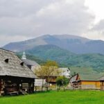 Його масштаби вас здивують: де розташоване найбільше село в Україні?