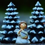 14 січня – День ангела Ніни: вітання та листівки (ФОТО)