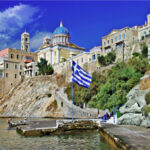 У Греції пропонують житло і їжу доглядачам: Відомо, за ким треба стежити