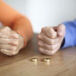 Кожен шлюб помирає за однаковим сценарієм. Але лише після четвертої стадії фінал неминучий 