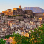 Українка поділилася секретом купівлі недорогої нерухомості в Італії